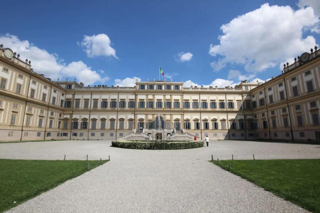 Monza Centro-Milano-Como,Suite Vicino Stazione Exterior foto